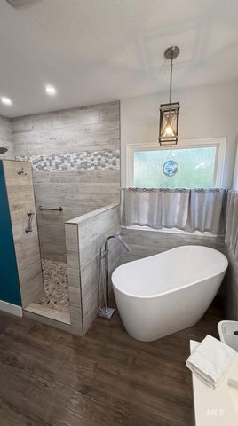 2885 N Rough Stone Way, Meridian, ID 83646