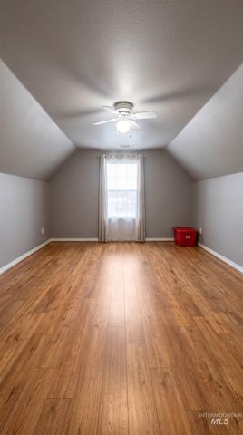 2885 N Rough Stone Way, Meridian, ID 83646