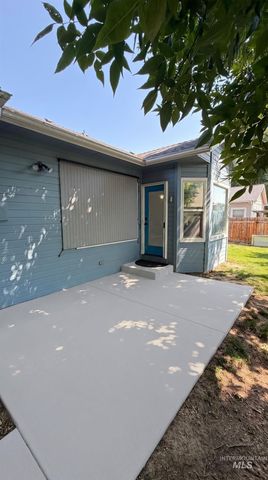 2885 N Rough Stone Way, Meridian, ID 83646