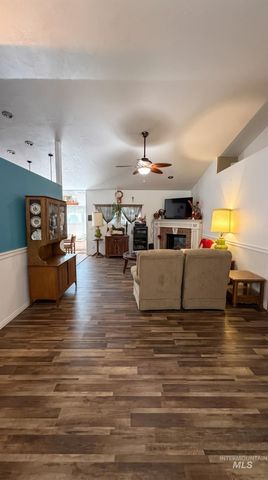 2885 N Rough Stone Way, Meridian, ID 83646
