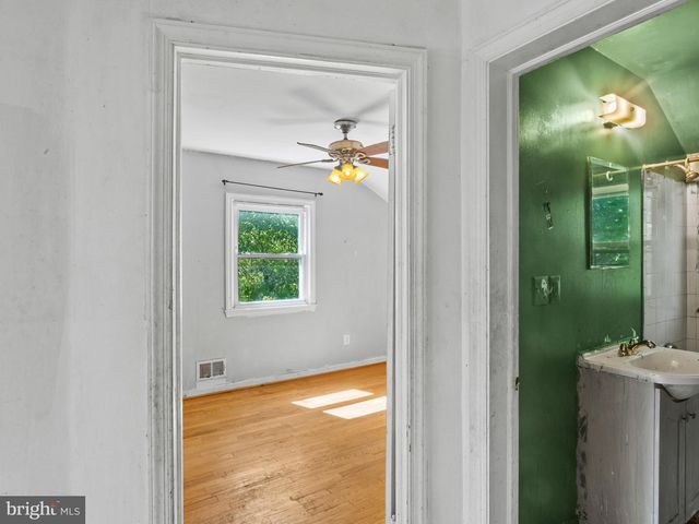 5300 59TH AVE, Riverdale, MD 20737