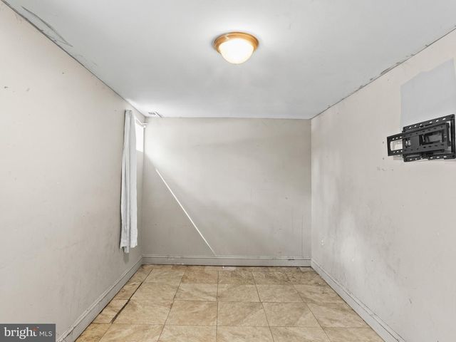 5300 59TH AVE, Riverdale, MD 20737