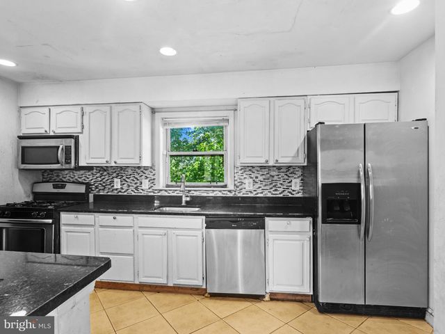5300 59TH AVE, Riverdale, MD 20737