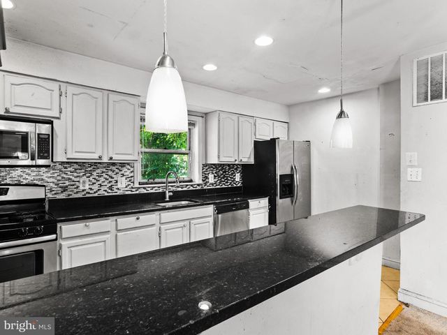 5300 59TH AVE, Riverdale, MD 20737