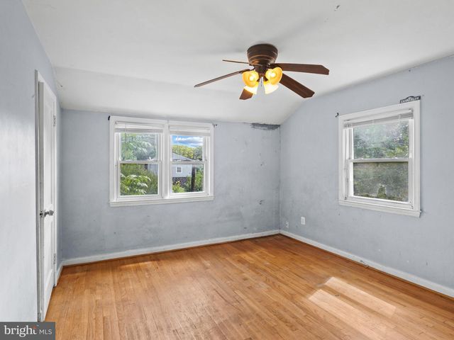 5300 59TH AVE, Riverdale, MD 20737
