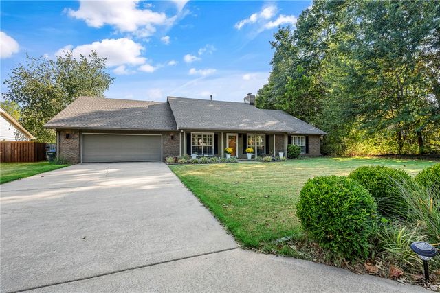 1715 Harold Street, Fayetteville, AR 72703