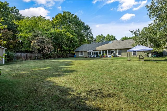1715 Harold Street, Fayetteville, AR 72703