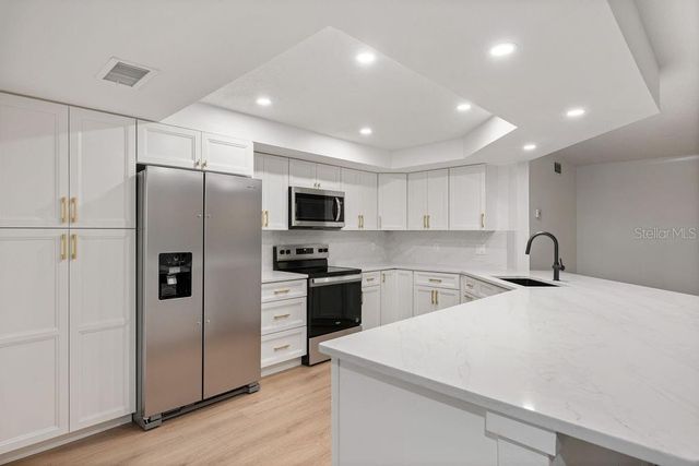 1215 SALERNO COURT 1215, Orlando, FL 32806