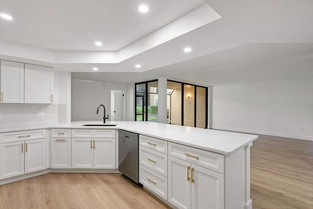 1215 SALERNO COURT 1215, Orlando, FL 32806