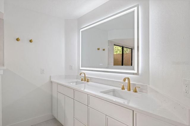 1215 SALERNO COURT 1215, Orlando, FL 32806