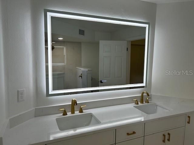 1215 SALERNO COURT 1215, Orlando, FL 32806