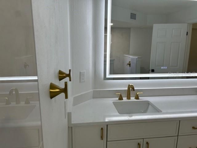 1215 SALERNO COURT 1215, Orlando, FL 32806