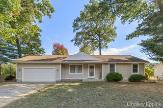 428 Escanaba Lane, Muskegon Twp, MI 49442