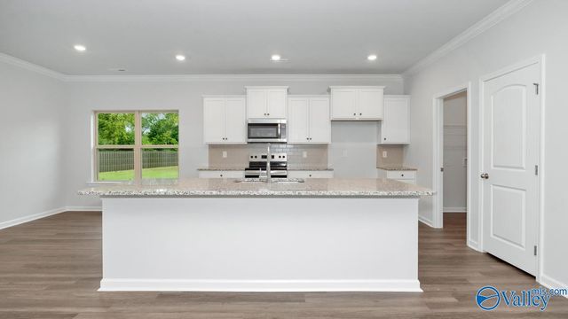 307 Broad Row Street, Huntsville, AL 35811