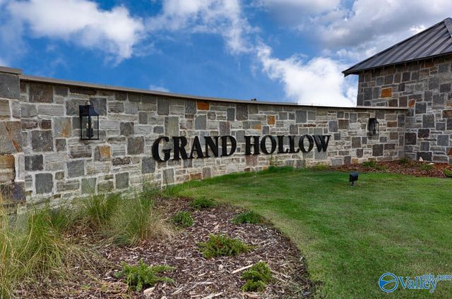 307 Broad Row Street, Huntsville, AL 35811