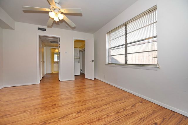 4818 Cole Avenue 102, Dallas, TX 75205