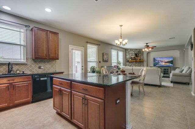 112 Pauline CV, Kyle, TX 78640