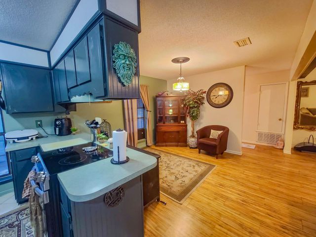 550 Andy Nowling Road, Defuniak Springs, FL 32433