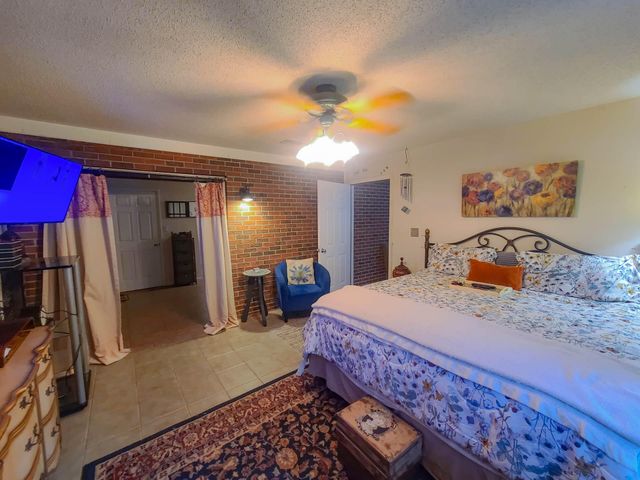 550 Andy Nowling Road, Defuniak Springs, FL 32433