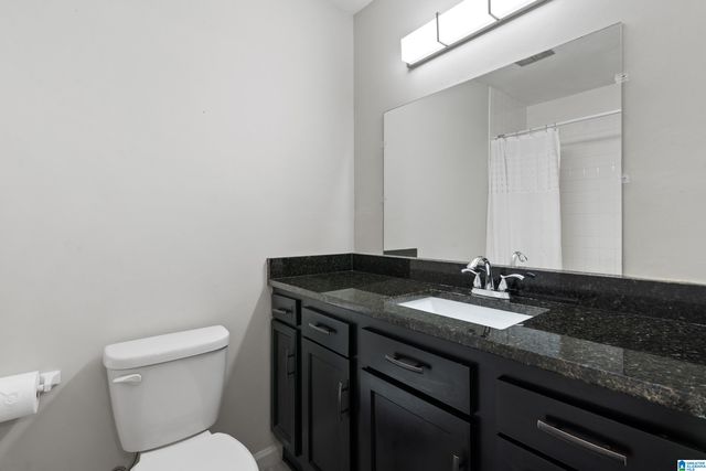 3023 Massey Rd Apt G, Vestavia Hills, AL 35216