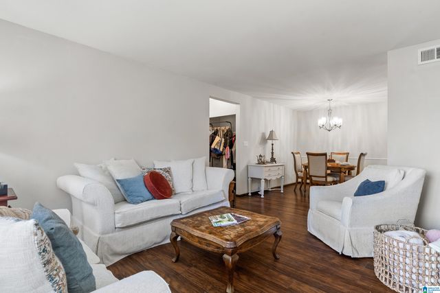 3023 Massey Rd Apt G, Vestavia Hills, AL 35216