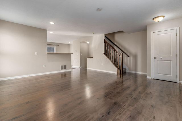 6551 Crab Apple Drive, 17, Canal Winchester, OH 43110