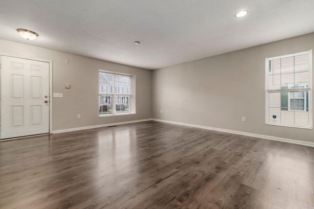 6551 Crab Apple Drive, 17, Canal Winchester, OH 43110