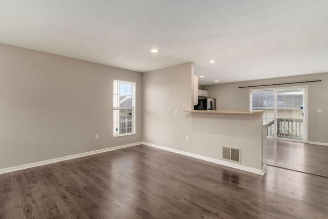 6551 Crab Apple Drive, 17, Canal Winchester, OH 43110