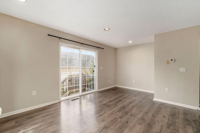 6551 Crab Apple Drive, 17, Canal Winchester, OH 43110