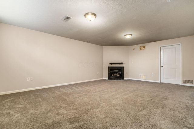 6551 Crab Apple Drive, 17, Canal Winchester, OH 43110