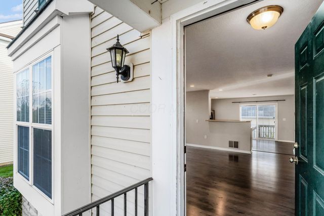 6551 Crab Apple Drive, 17, Canal Winchester, OH 43110