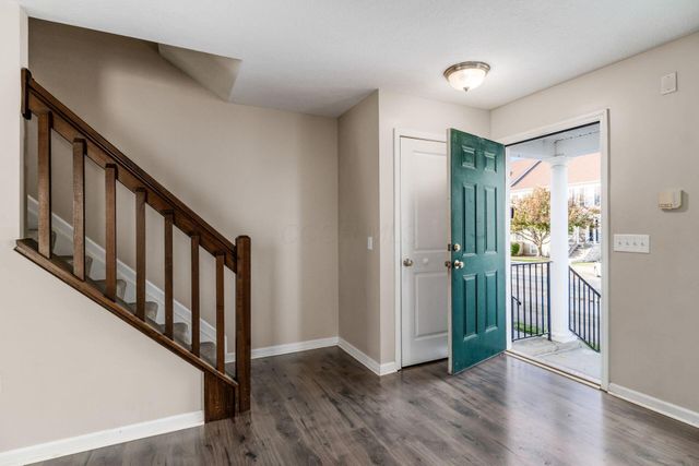 6551 Crab Apple Drive, 17, Canal Winchester, OH 43110