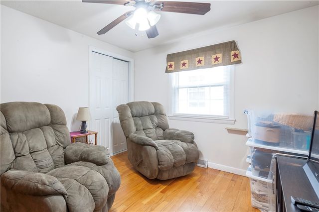 80 Oakland Avenue, Pawtucket, RI 02861