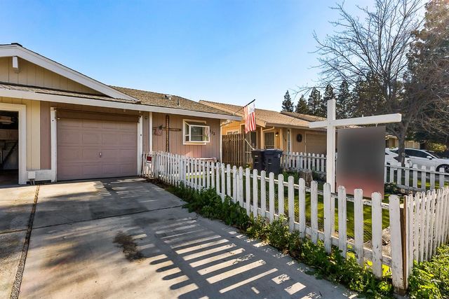 7712 Las Lilas Ct, Citrus Heights, CA 95621