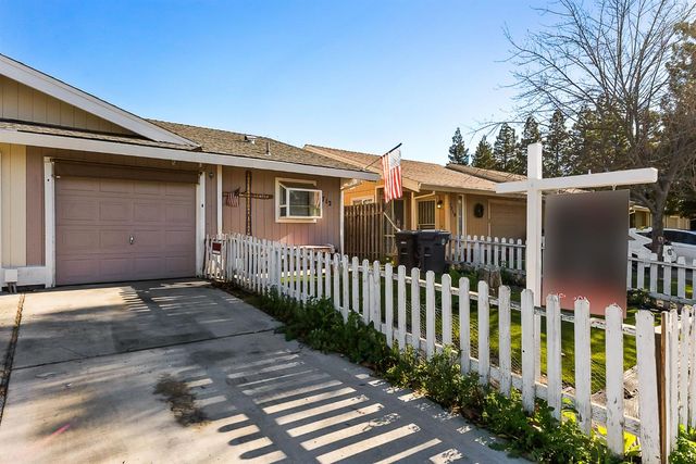 7712 Las Lilas Ct, Citrus Heights, CA 95621