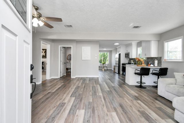 115 Morrell Street, Baytown, TX 77520