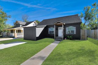 115 Morrell Street, Baytown, TX 77520