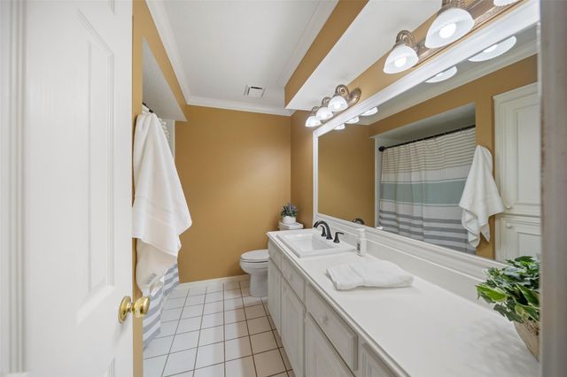 15204 Jamaica Drive, Willis, TX 77318