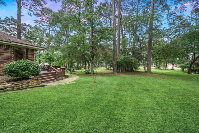 15204 Jamaica Drive, Willis, TX 77318