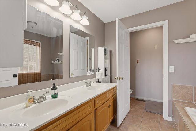 130 Country Way Rd, Vonore, TN 37885