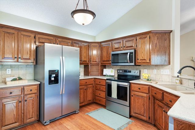 17 Cambria Lane, Bella Vista, AR 72715