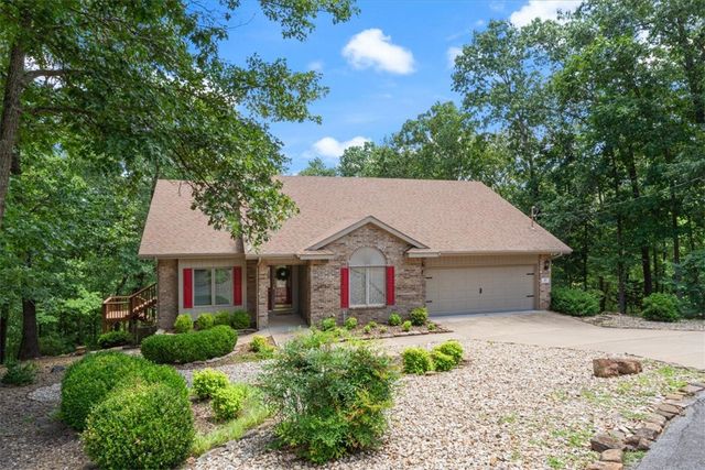 17 Cambria Lane, Bella Vista, AR 72715