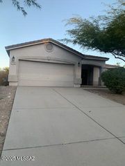 13375 E Shadow Pines Lane, Vail, AZ 85641