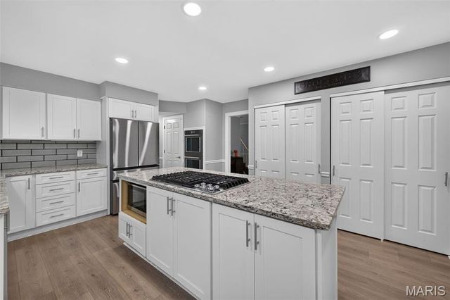 14980 Claymont Estates Drive, Chesterfield, MO 63017