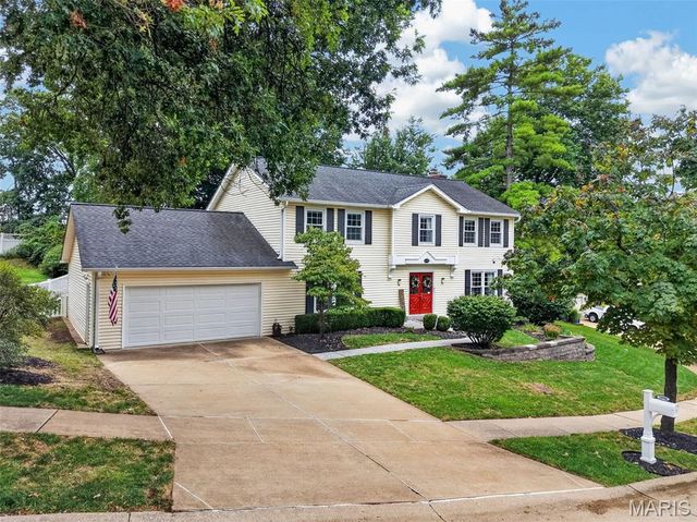 14980 Claymont Estates Drive, Chesterfield, MO 63017