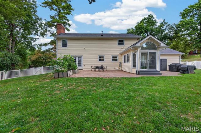 14980 Claymont Estates Drive, Chesterfield, MO 63017