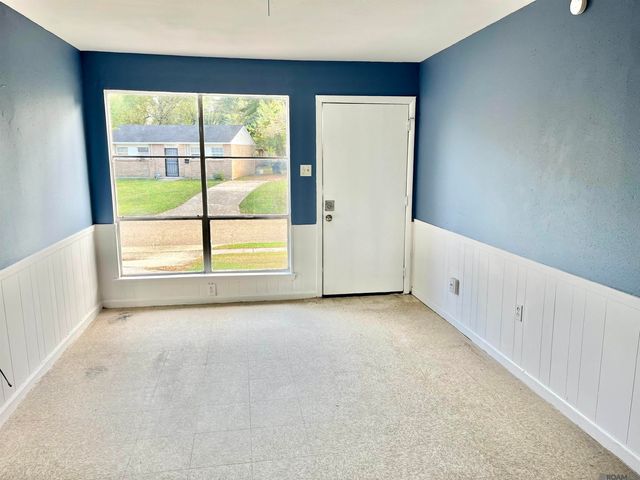 5965 Denova St, Baton Rouge, LA 70812