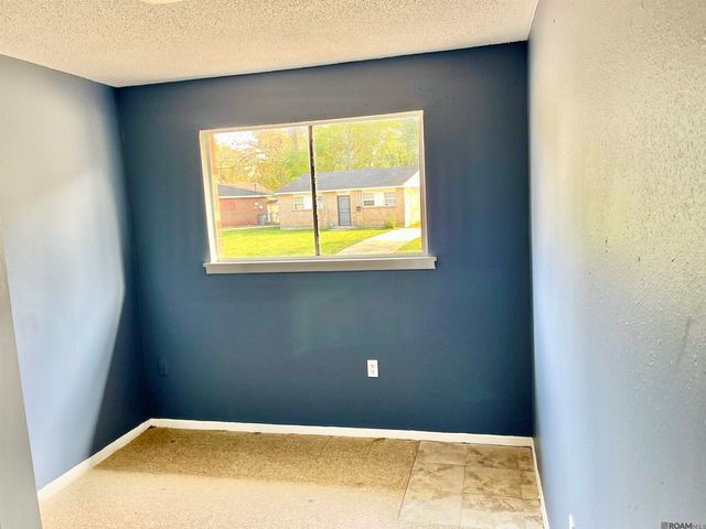 5965 Denova St, Baton Rouge, LA 70812