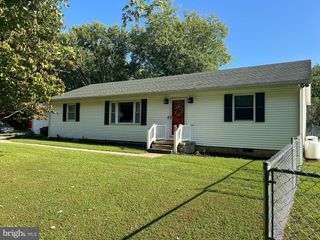 705 DEER TRACK LN, Dover, DE 19904