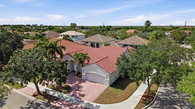 830 Heritage Drive, Weston, FL 33326